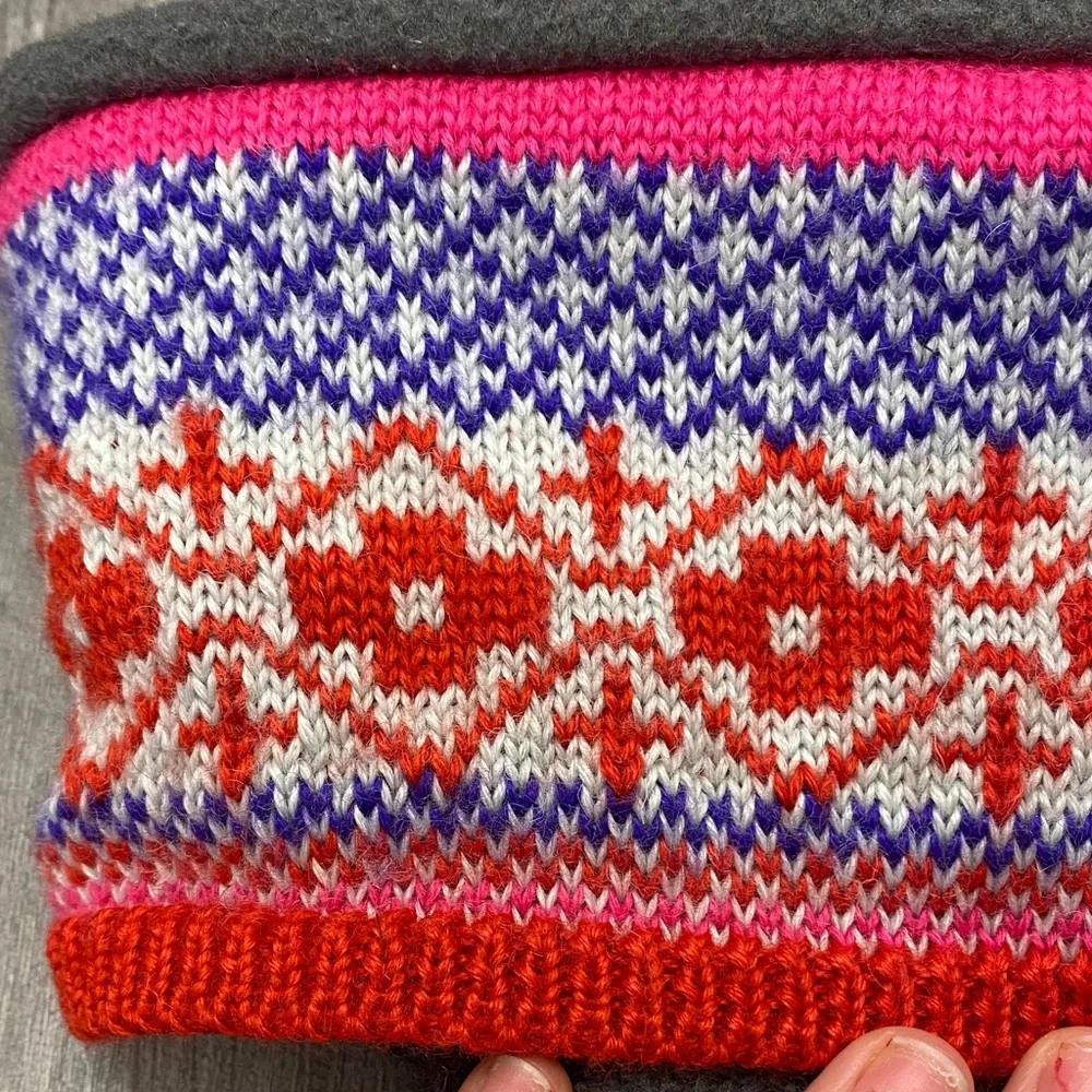 Hunter Gray Socks with Red and Pink Pattern